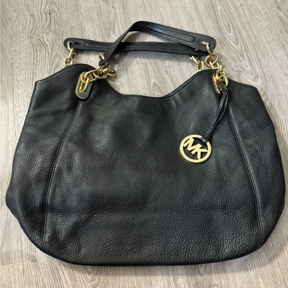 Michael Kors Black Shoulder Bag - Picture 5 of 9